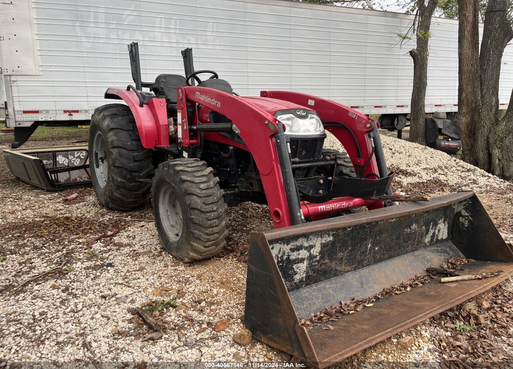 2019 MAHINDRA 3540 & LOADER VIN: CF0P2170