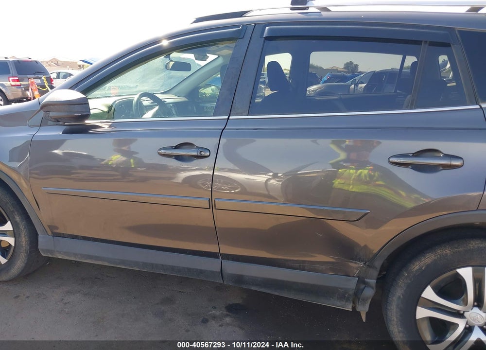 2016 TOYOTA RAV4 LE VIN: JTMBFREV2GJ087405
