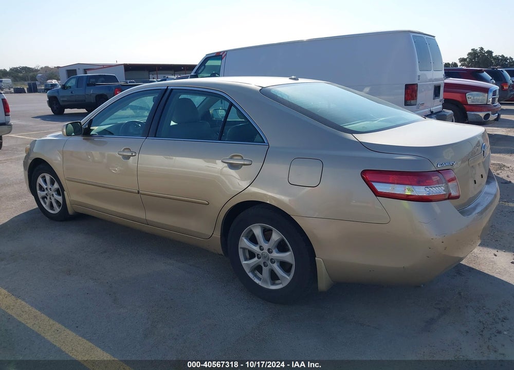 2011 TOYOTA CAMRY LE VIN: 4T1BF3EK5BU143245