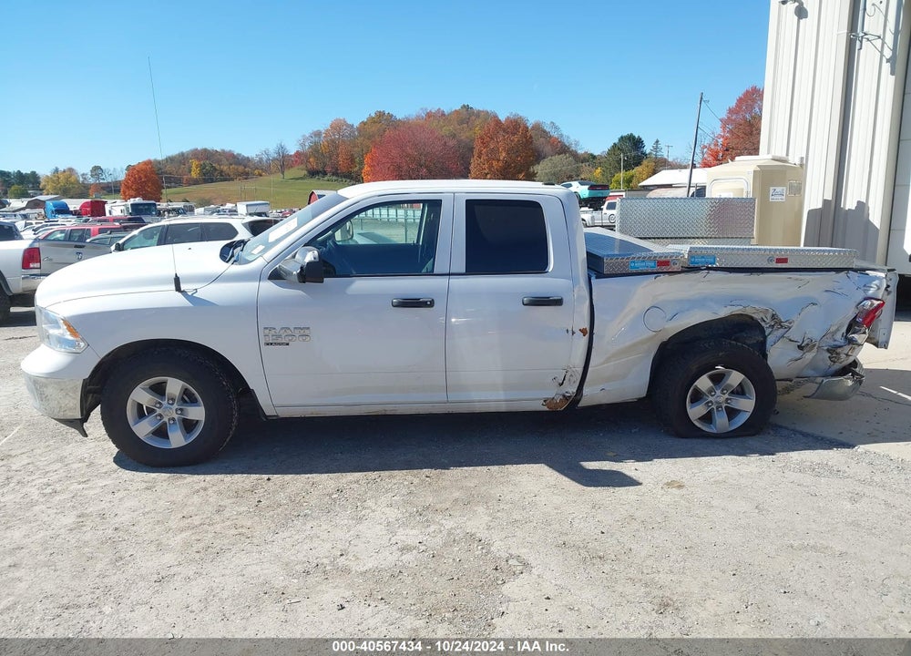 2022 RAM 1500 CLASSIC TRADESMAN 4X4 6'4 BOX VIN: 1C6RR7FG6NS226590