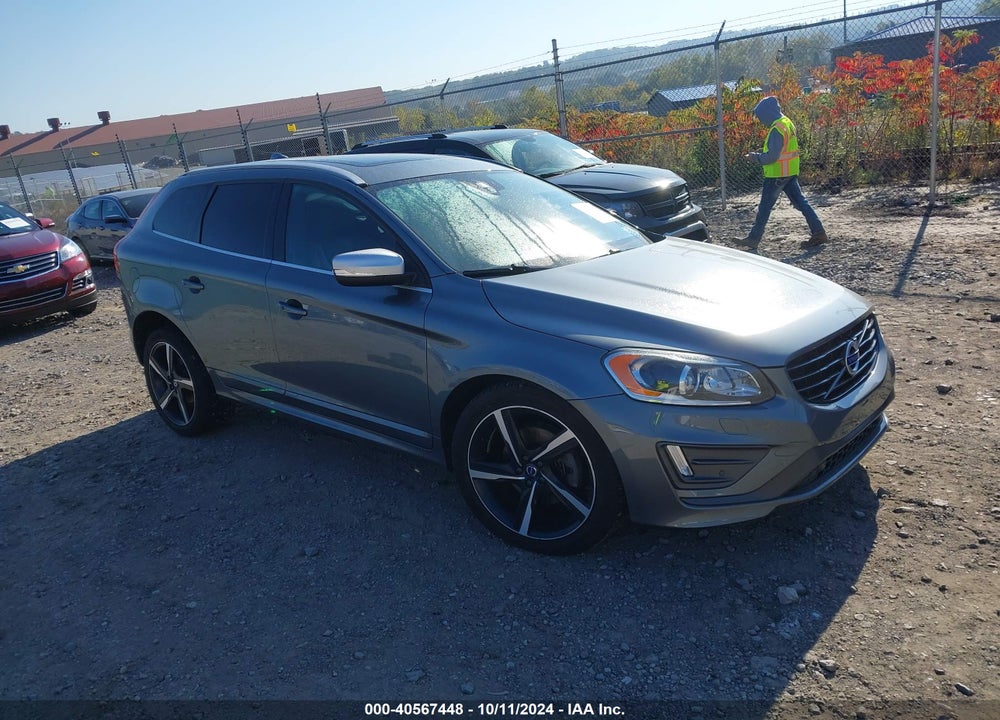 2016 VOLVO XC60 T6 DRIVE-E R-DESIGN VIN: YV449MRP2G2871265