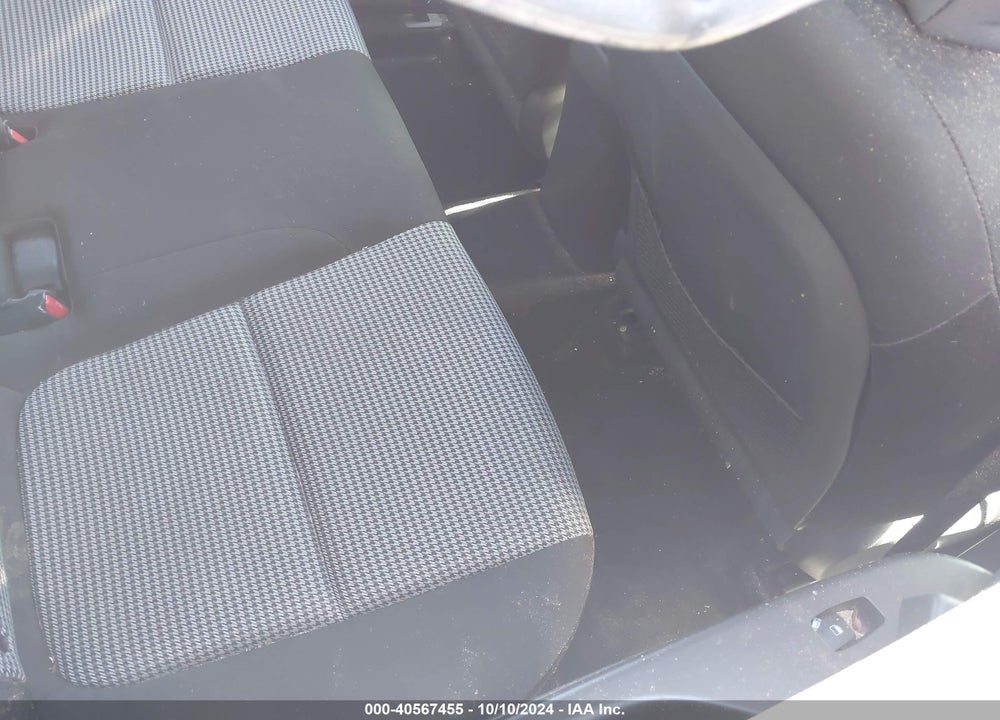 2019 HYUNDAI KONA SE VIN: KM8K12AA9KU294918