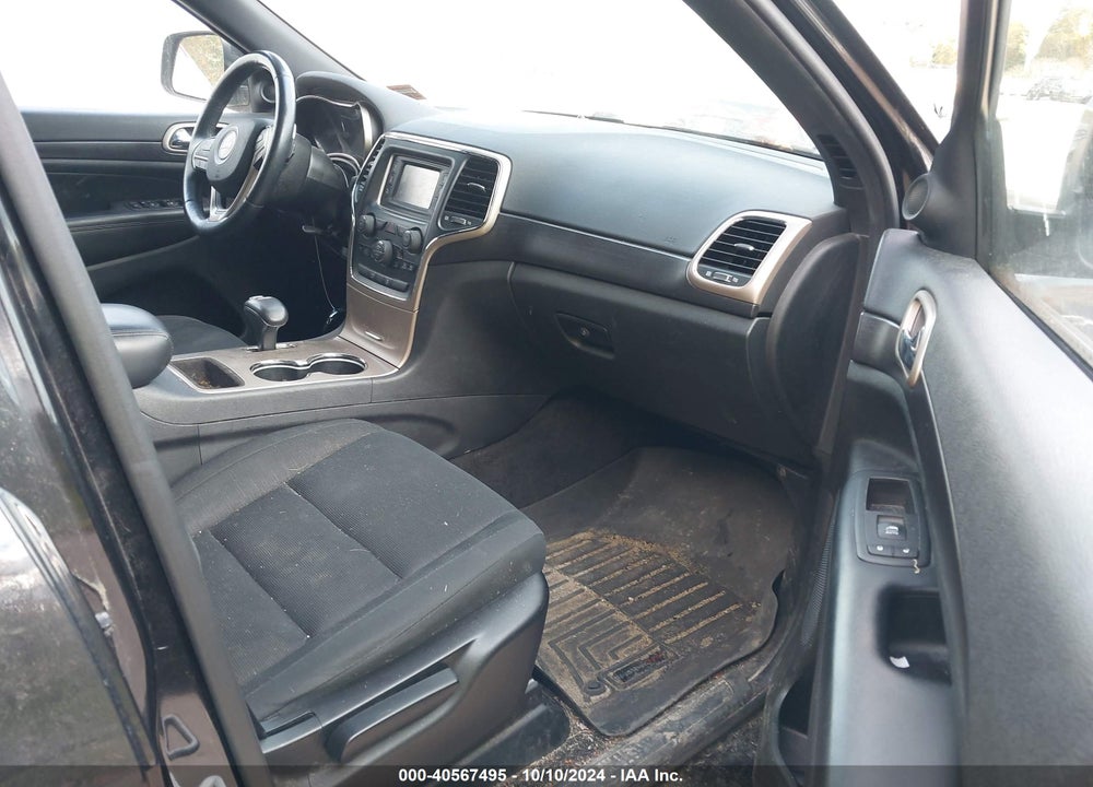 2015 JEEP GRAND CHEROKEE LAREDO VIN: 1C4RJFAG7FC736301