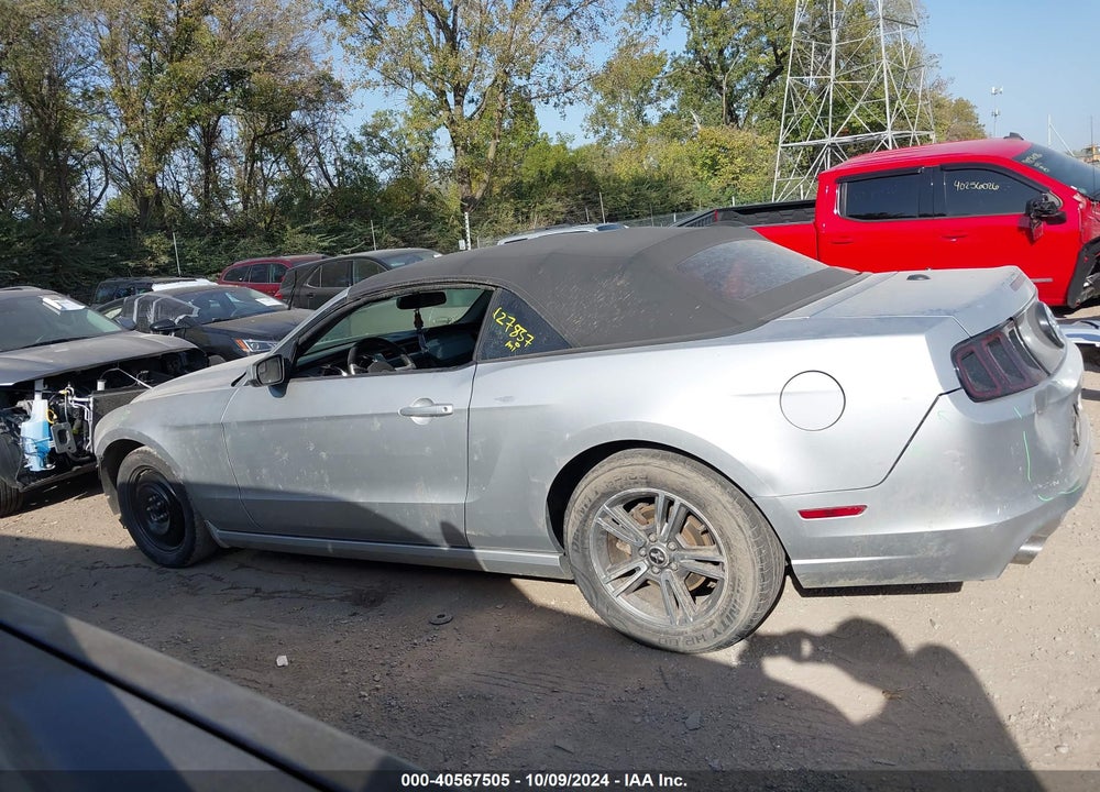 2013 FORD MUSTANG V6 PREMIUM VIN: 1ZVBP8EM8D5237212