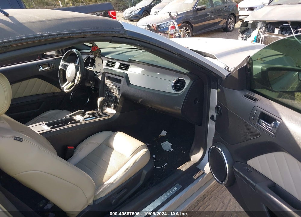 2013 FORD MUSTANG V6 PREMIUM VIN: 1ZVBP8EM8D5237212