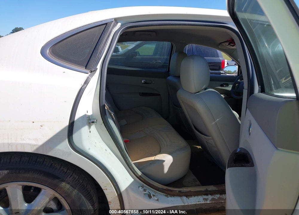 2008 BUICK LACROSSE CXL VIN: 2G4WD582281203758
