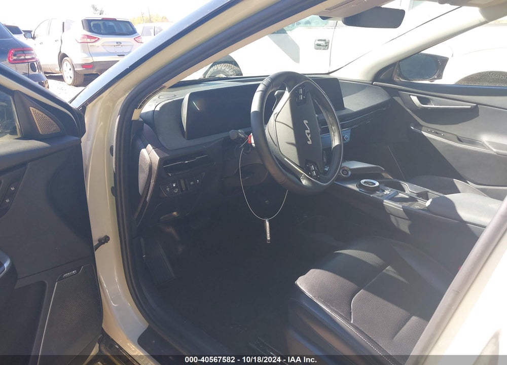 2022 KIA EV6 WIND VIN: KNDC3DLCXN5043532