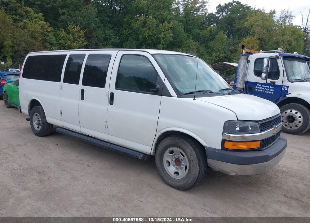 2017 CHEVROLET EXPRESS 3500 LT VIN: 1GAZGPFG6H1197058