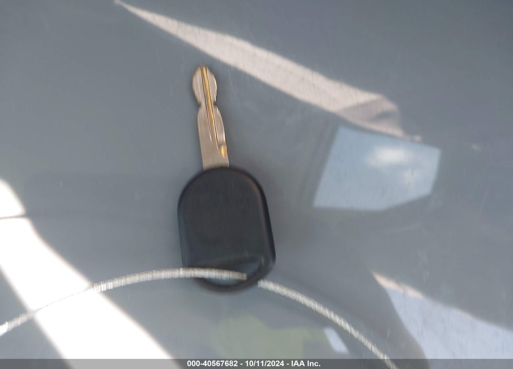 2007 FORD FOCUS S/SE/SES VIN: 1FAFP34N77W247431