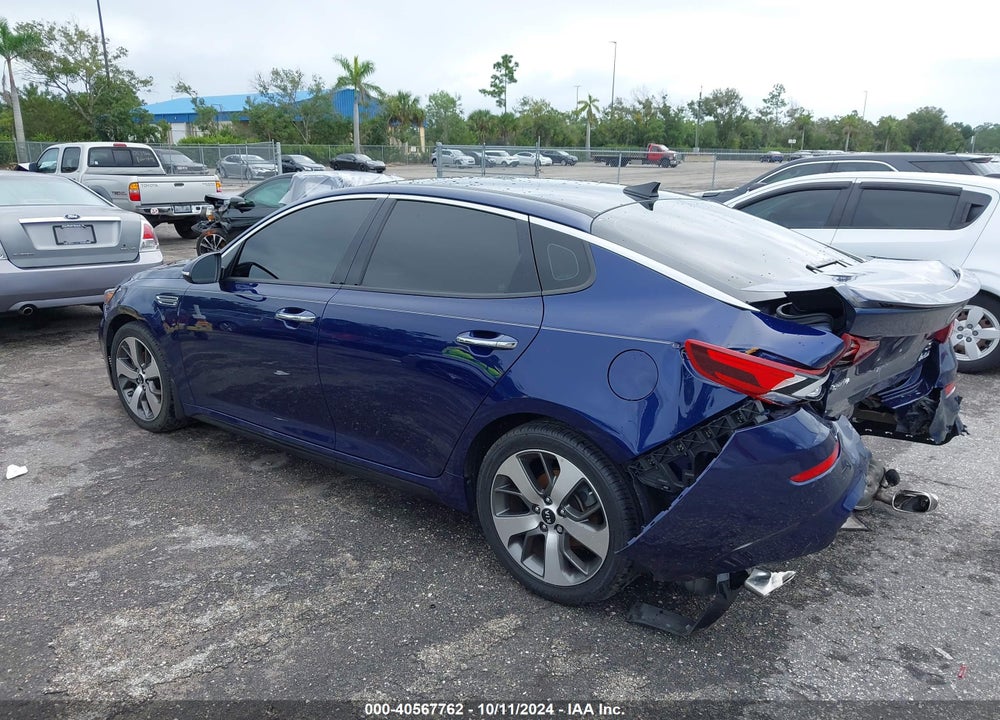 2020 KIA OPTIMA S VIN: 5XXGT4L35LG395928