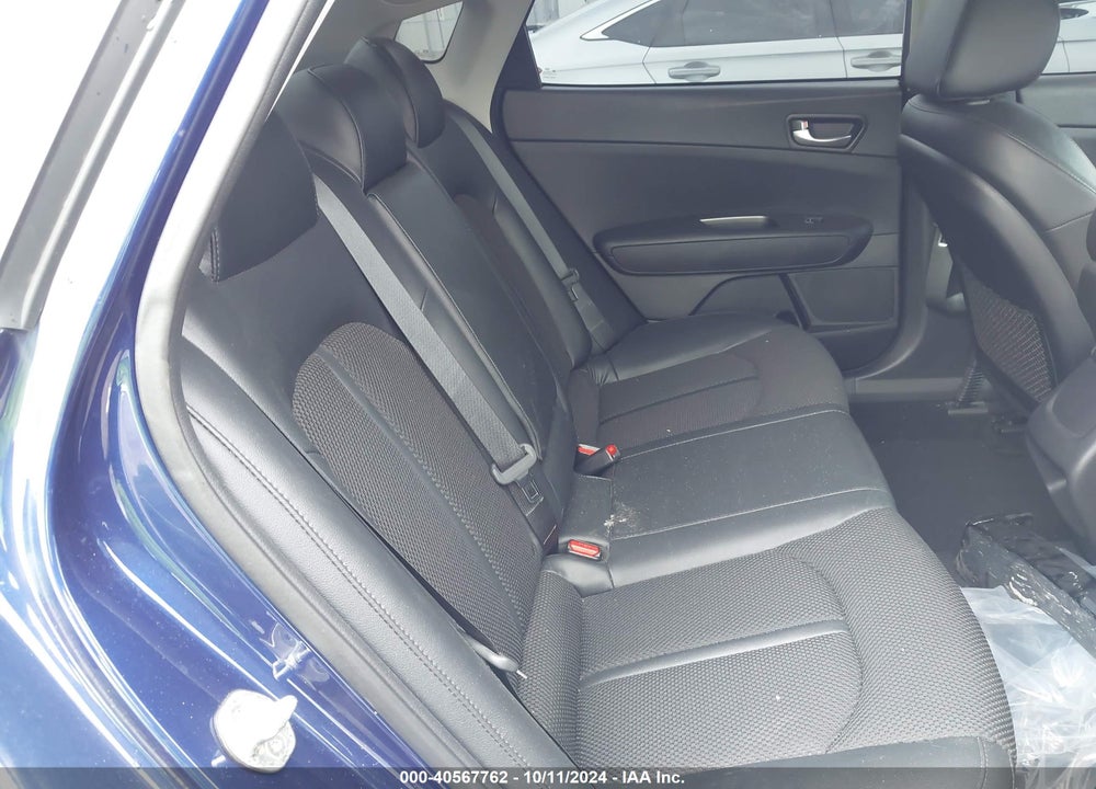 2020 KIA OPTIMA S VIN: 5XXGT4L35LG395928