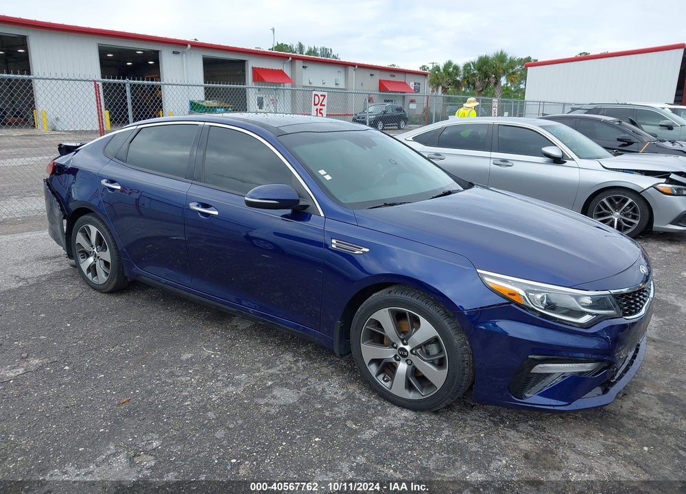2020 KIA OPTIMA S VIN: 5XXGT4L35LG395928
