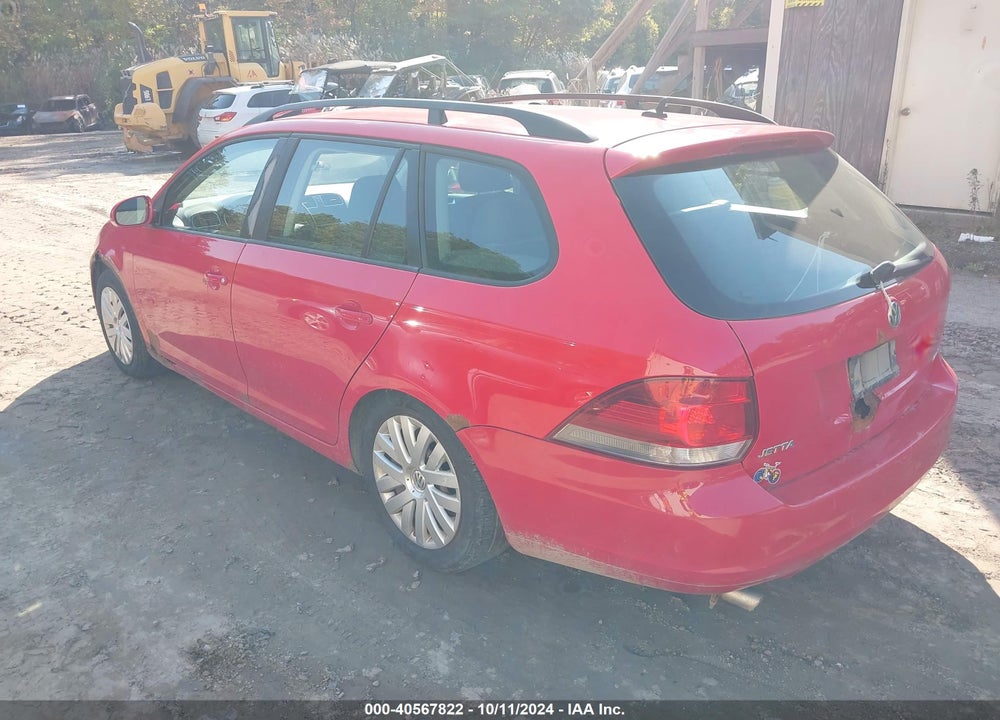 2012 VOLKSWAGEN JETTA SPORTWAGEN 2.5L S VIN: 3VWPP7AJXCM681521