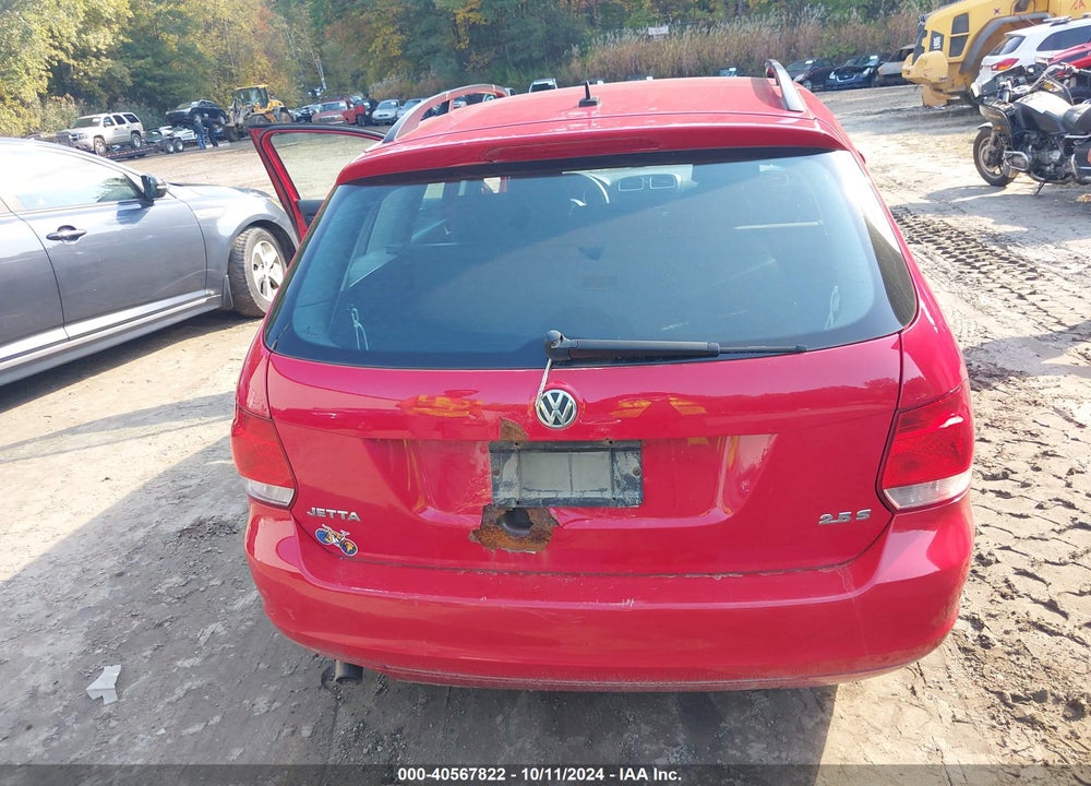 2012 VOLKSWAGEN JETTA SPORTWAGEN 2.5L S VIN: 3VWPP7AJXCM681521