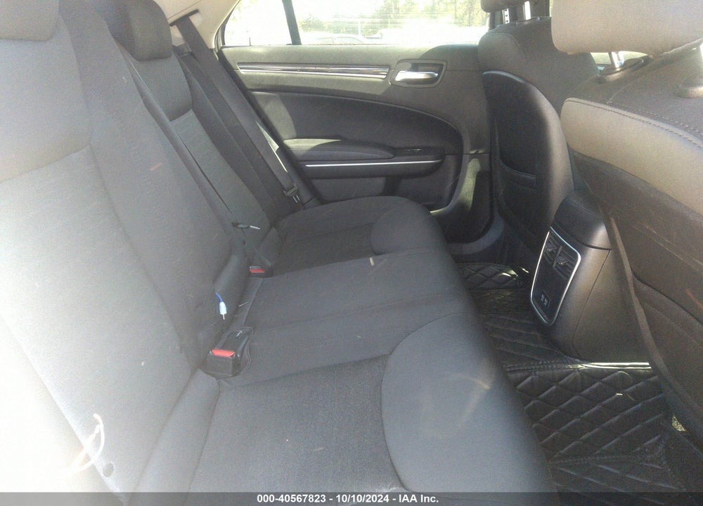 2019 CHRYSLER 300 TOURING VIN: 2C3CCAAG6KH589984