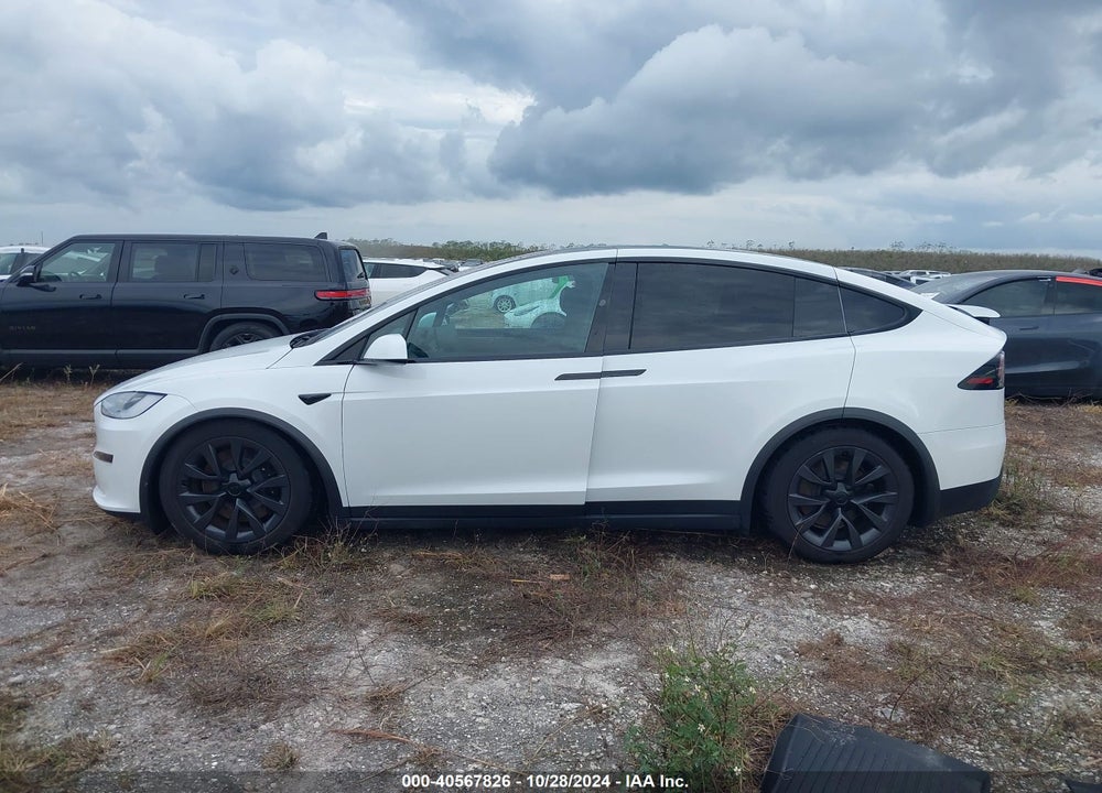 2023 TESLA MODEL X DUAL MOTOR ALL-WHEEL DRIVE/STANDARD RANGE VIN: 7SAXCAE59PF384181