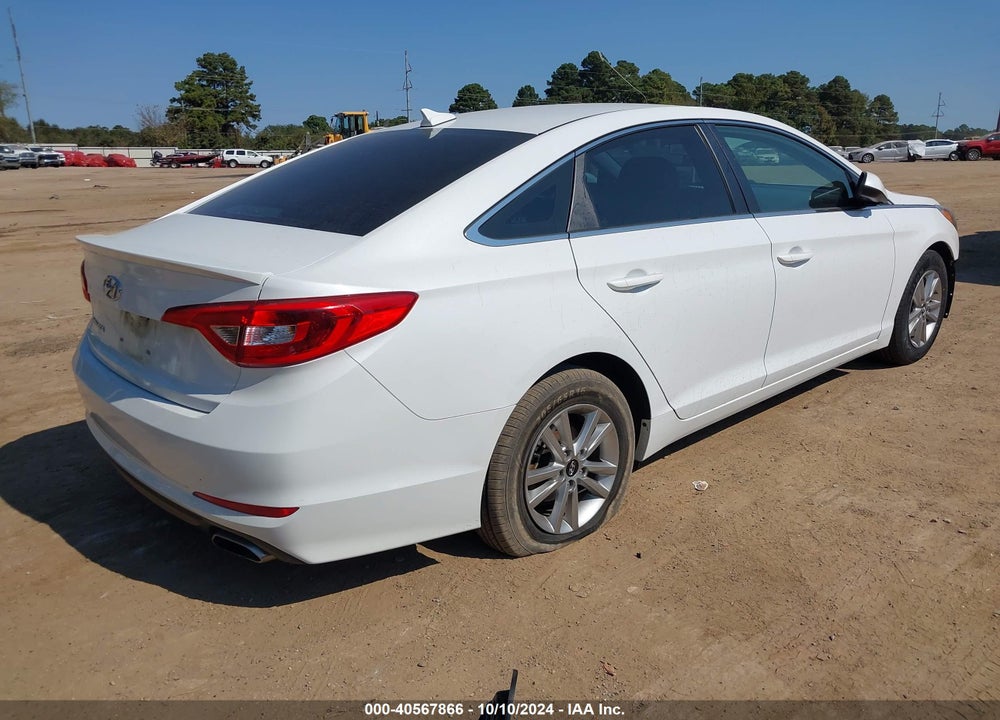2015 HYUNDAI SONATA SE VIN: 5NPE24AF1FH226473