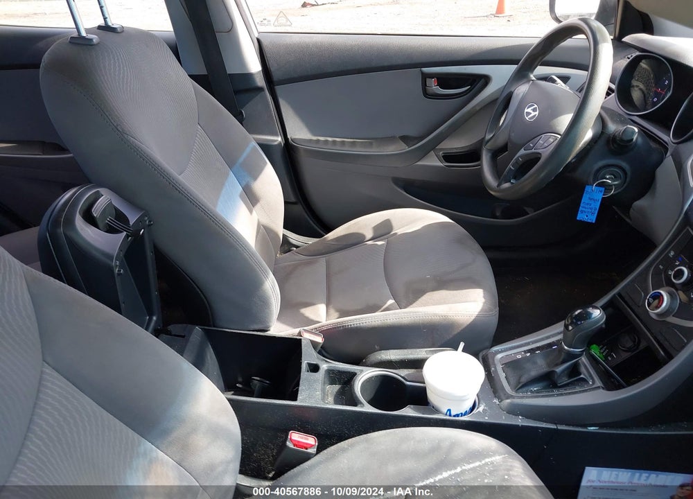 2016 HYUNDAI ELANTRA SE VIN: 5NPDH4AEXGH756458
