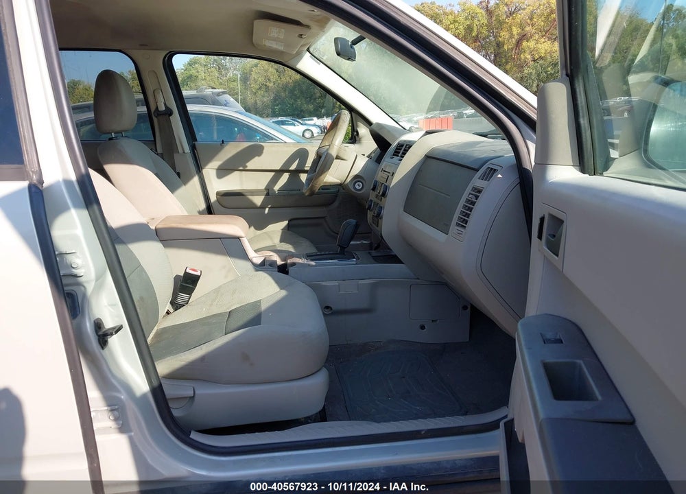 2008 FORD ESCAPE XLT VIN: 1FMCU93148KA95118