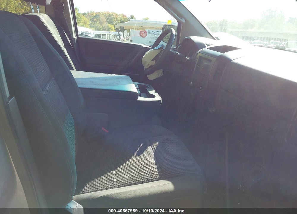 2010 NISSAN TITAN SE VIN: 1N6AA0EJ2AN325253