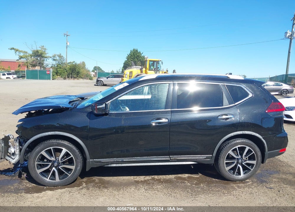 2018 NISSAN ROGUE SL VIN: JN8AT2MV3JW341411