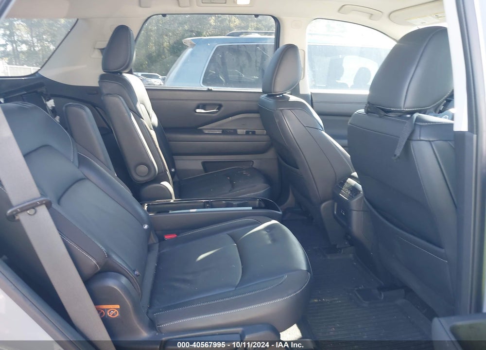 2022 NISSAN PATHFINDER SL 4WD VIN: 5N1DR3CD1NC258309
