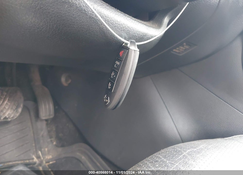2013 NISSAN SENTRA SL VIN: 3N1AB7AP2DL743287