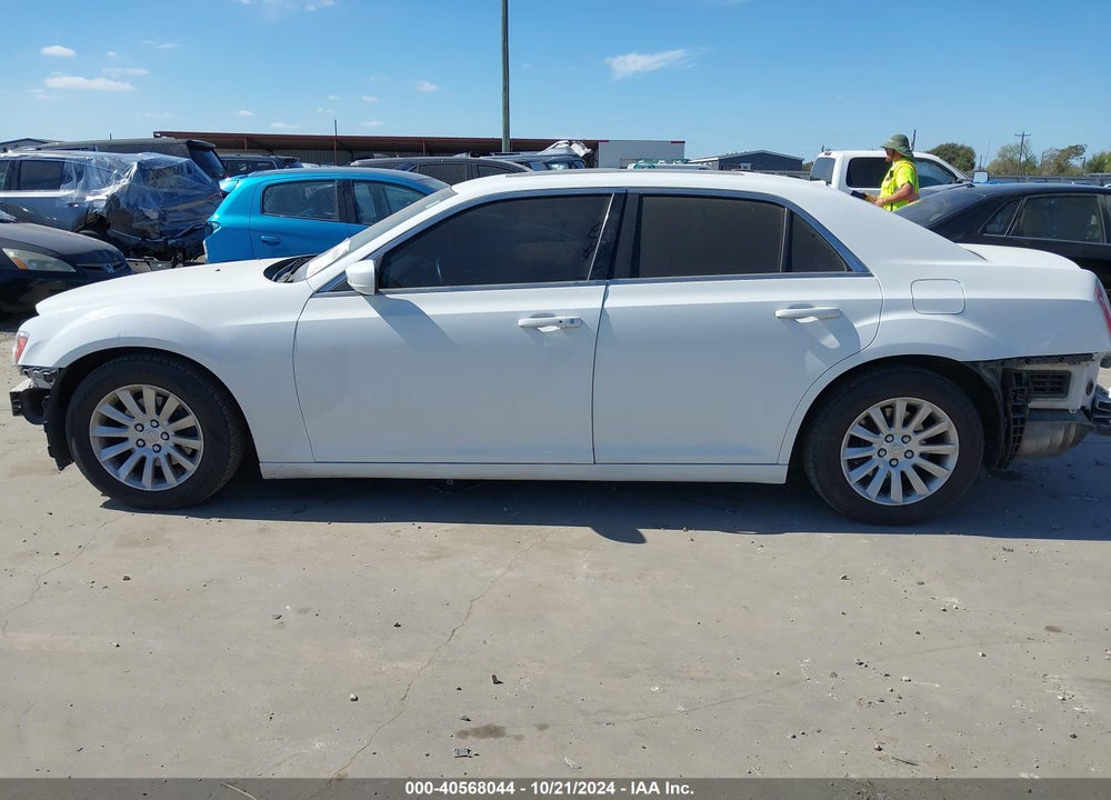 2013 CHRYSLER 300 VIN: 2C3CCAAG5DH723029