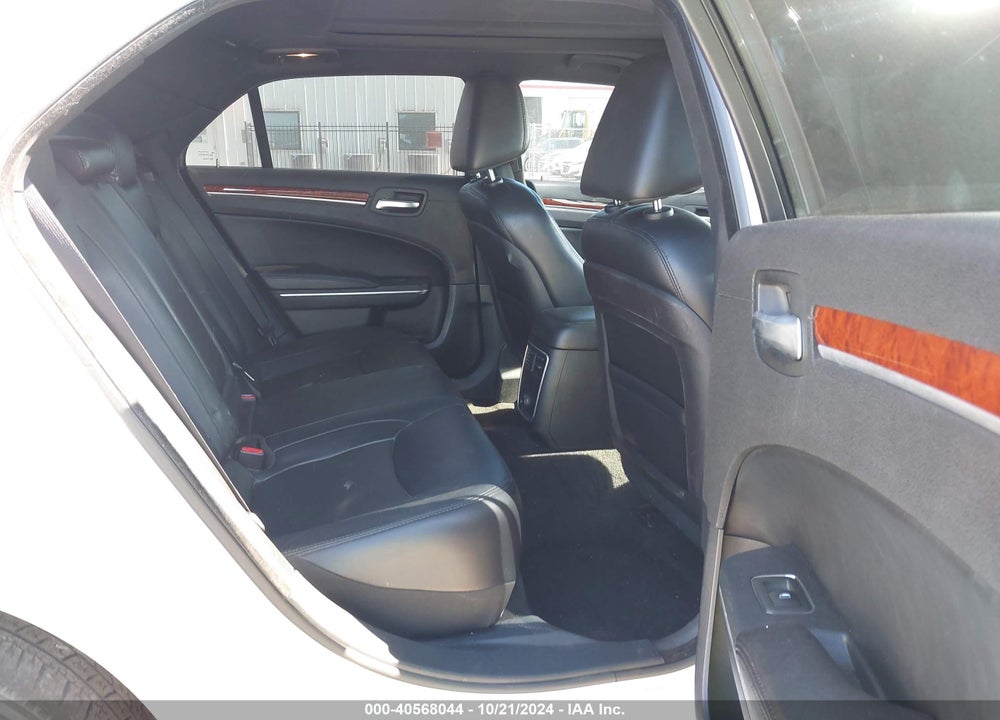 2013 CHRYSLER 300 VIN: 2C3CCAAG5DH723029