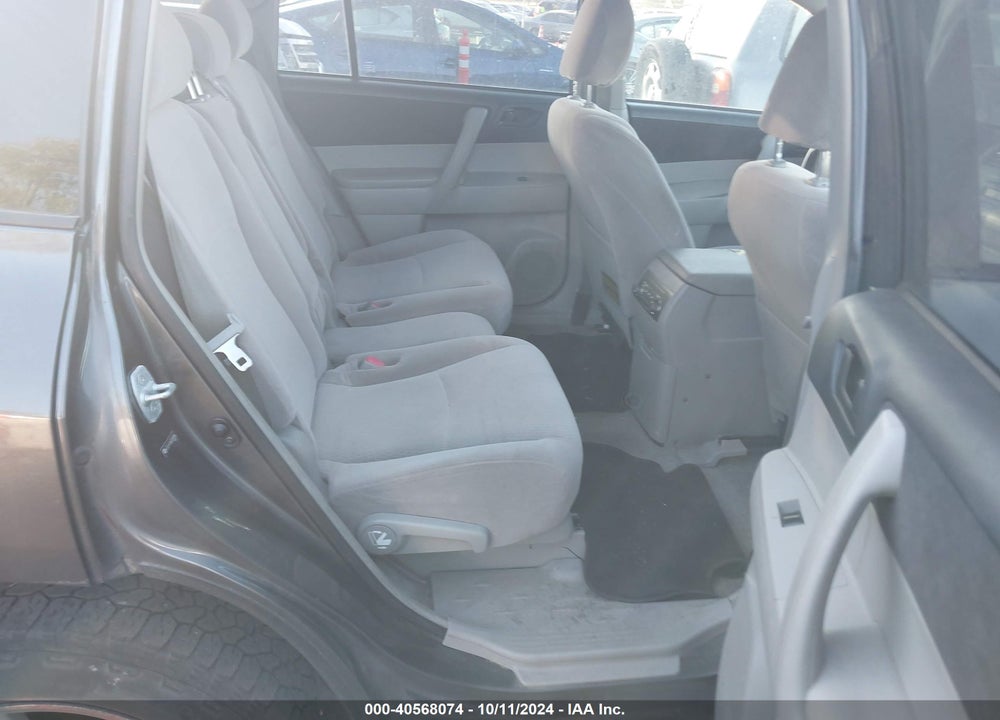 2008 TOYOTA HIGHLANDER VIN: JTEES41A582089896
