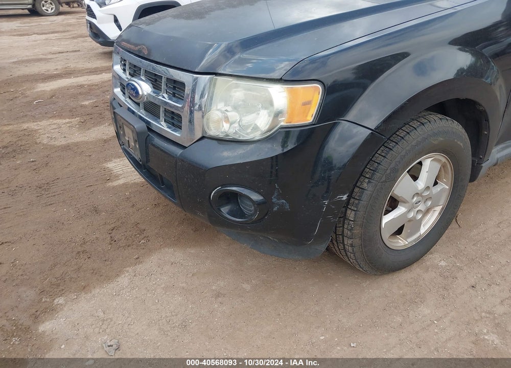 2011 FORD ESCAPE XLS VIN: 1FMCU0C77BKB45727