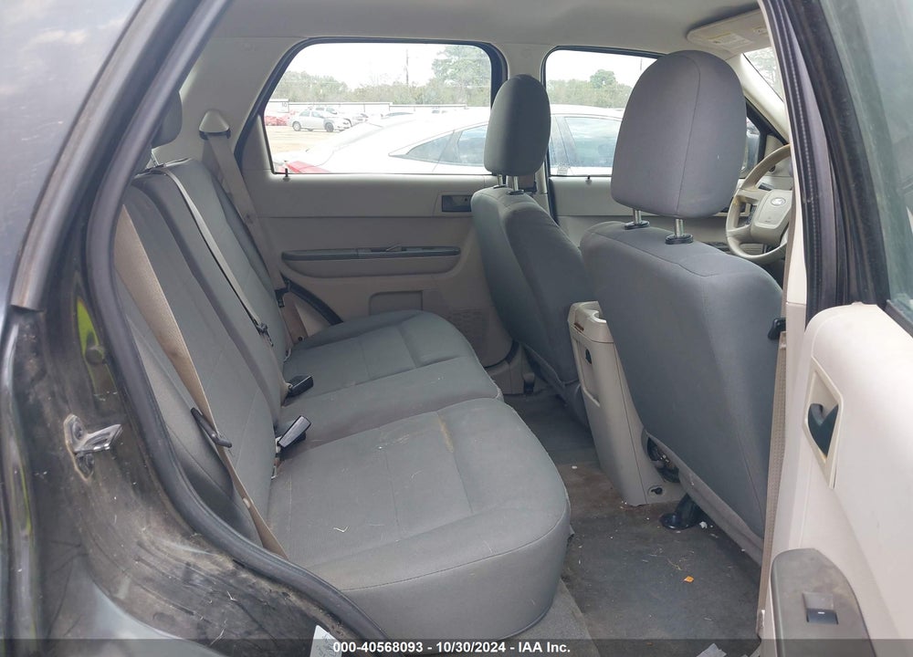 2011 FORD ESCAPE XLS VIN: 1FMCU0C77BKB45727