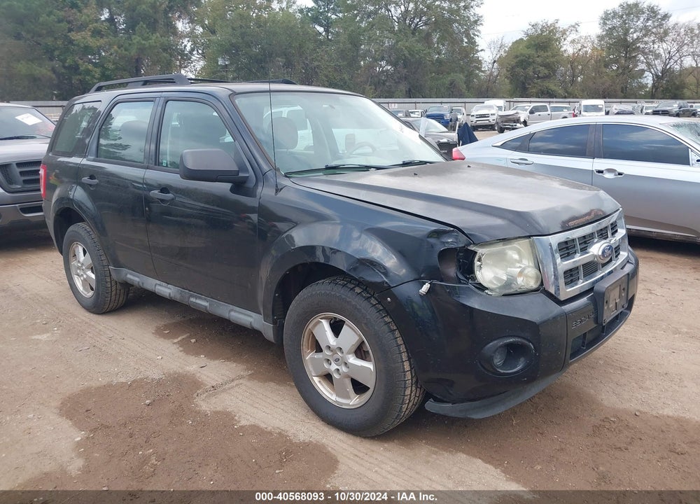 2011 FORD ESCAPE XLS VIN: 1FMCU0C77BKB45727