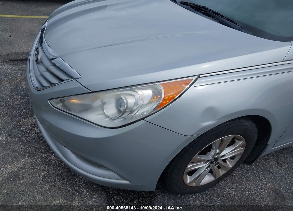 2013 HYUNDAI SONATA GLS VIN: 5NPEB4AC4DH615854