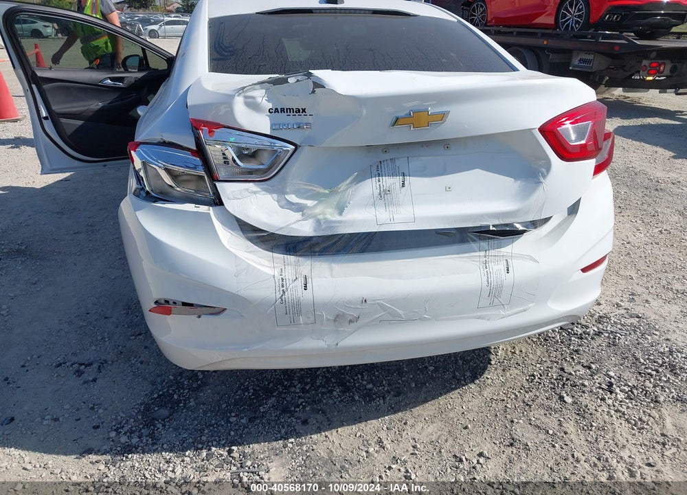 2019 CHEVROLET CRUZE VIN: 1G1BC5SM3K7123744