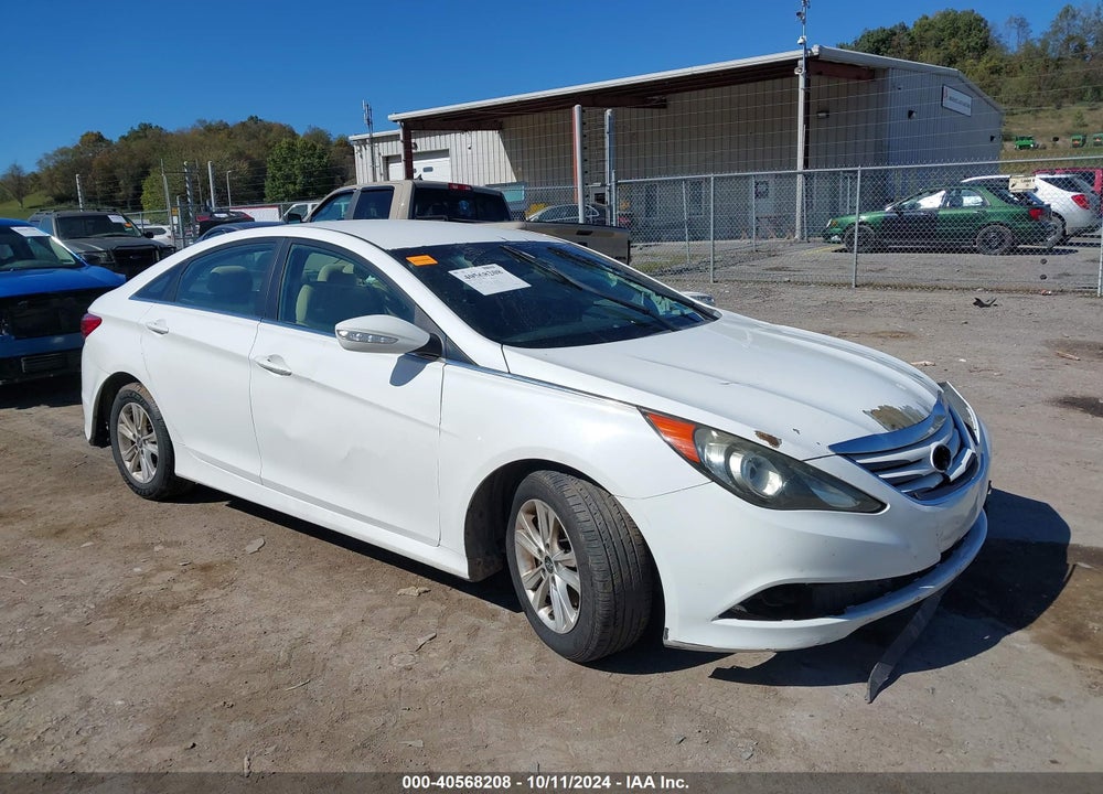 2014 HYUNDAI SONATA GLS VIN: 5NPEB4AC3EH841157