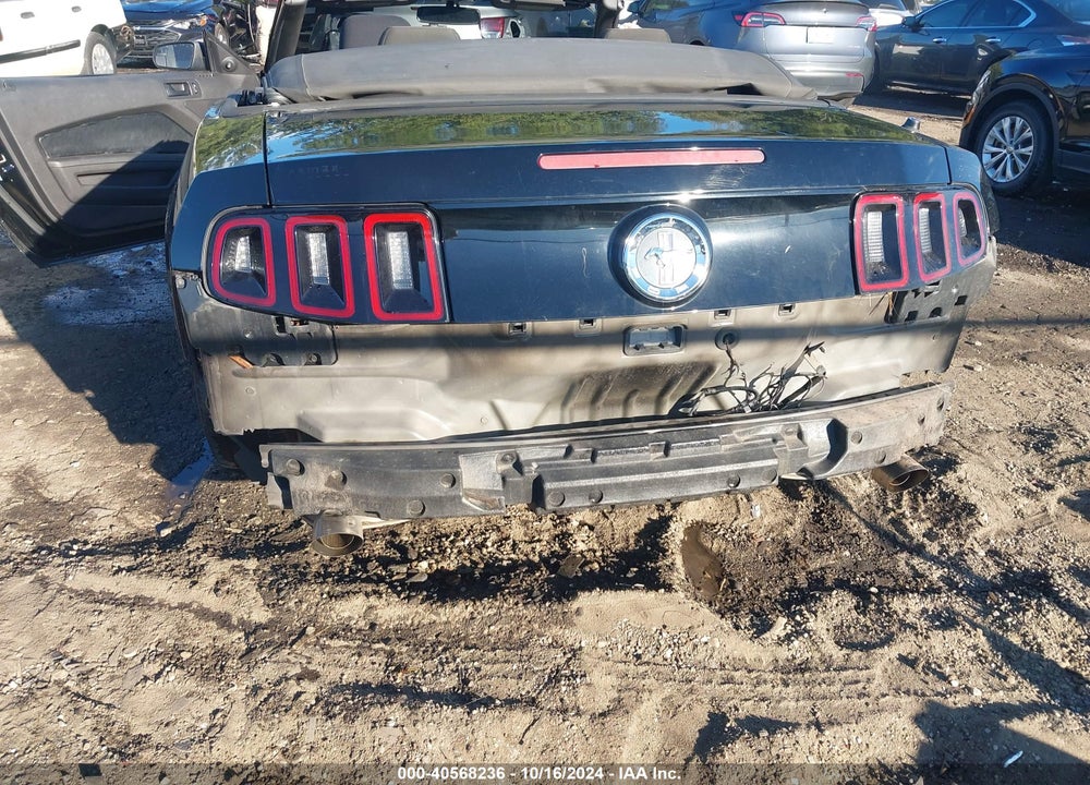 2014 FORD MUSTANG V6 VIN: 1ZVBP8EM4E5311419