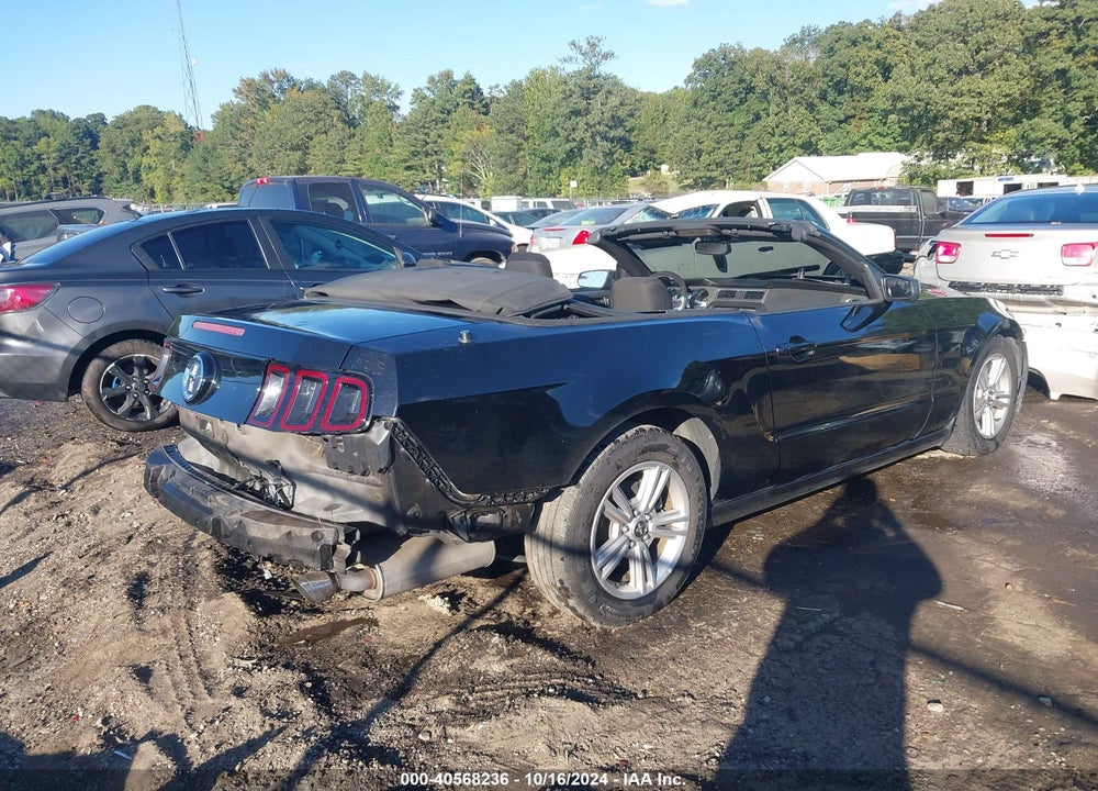 2014 FORD MUSTANG V6 VIN: 1ZVBP8EM4E5311419