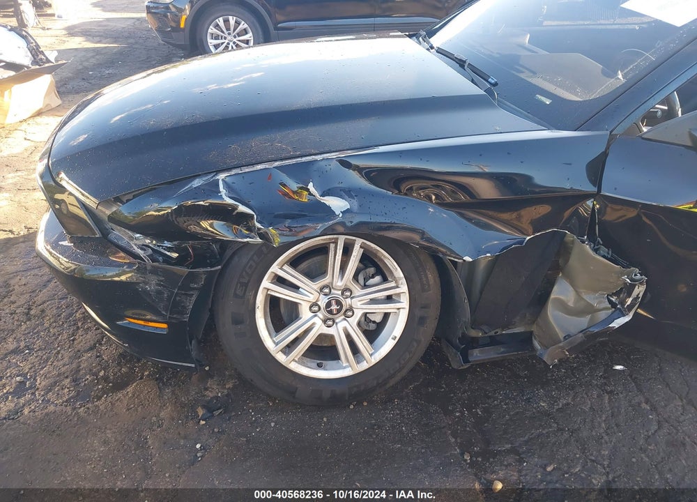 2014 FORD MUSTANG V6 VIN: 1ZVBP8EM4E5311419