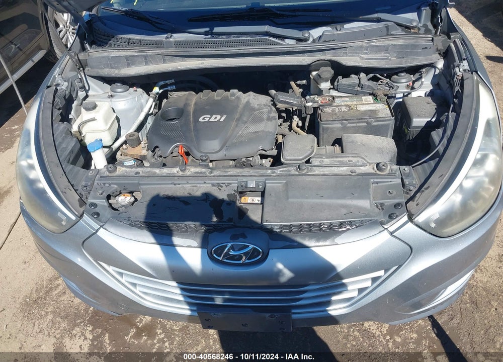 2015 HYUNDAI TUCSON SE VIN: KM8JU3AG8FU979270