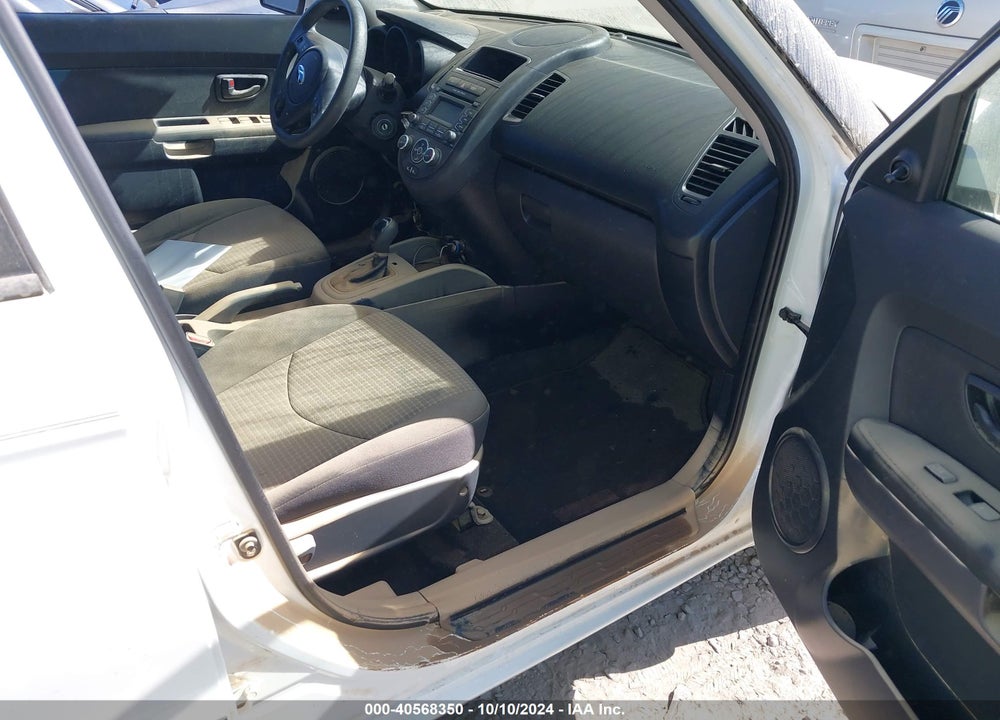 2013 KIA SOUL VIN: KNDJT2A50D7526823
