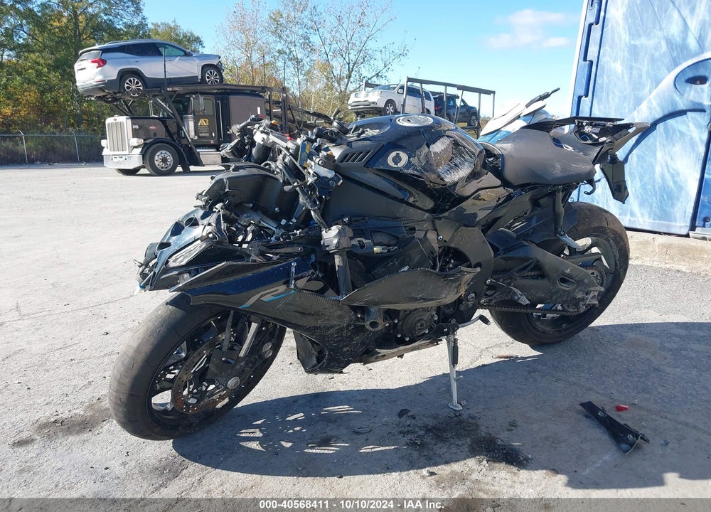 2023 YAMAHA YZFR1 VIN: JYARN66E8PA003064