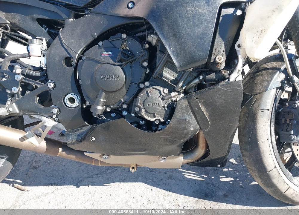 2023 YAMAHA YZFR1 VIN: JYARN66E8PA003064