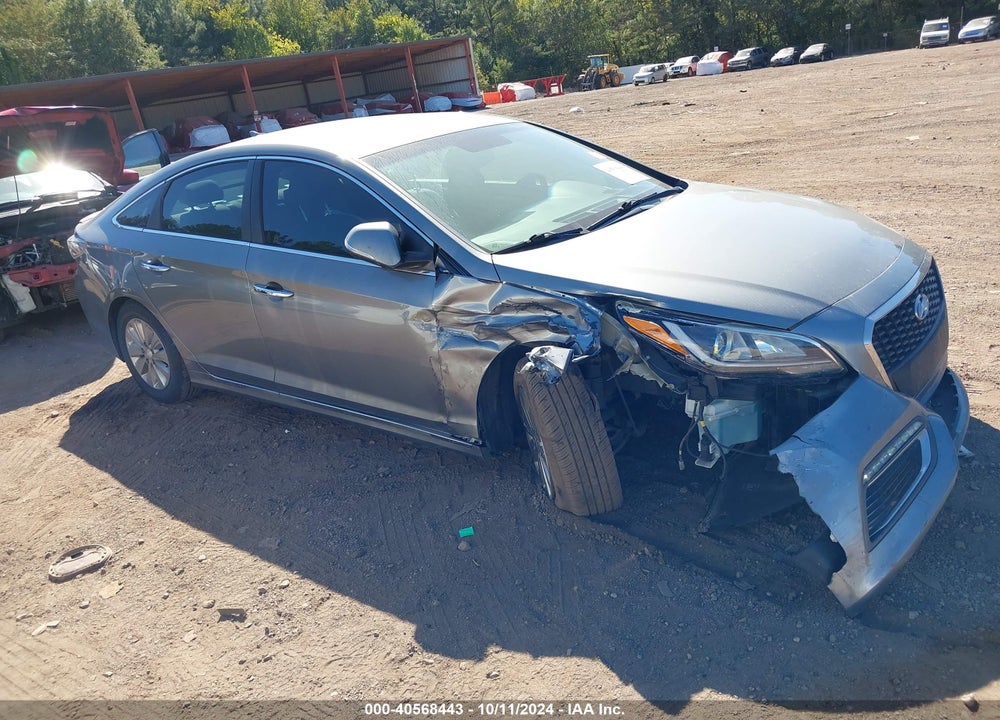 2017 HYUNDAI SONATA HYBRID SE VIN: KMHE24L36HA072397