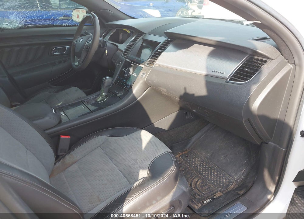 2018 FORD TAURUS SHO VIN: 1FAHP2KT3JG137949