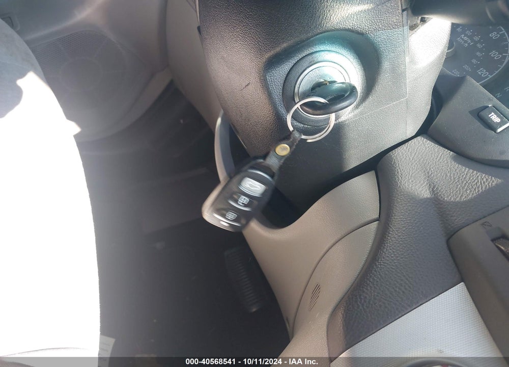 2008 HYUNDAI ELANTRA GLS/SE VIN: KMHDU46D08U496618