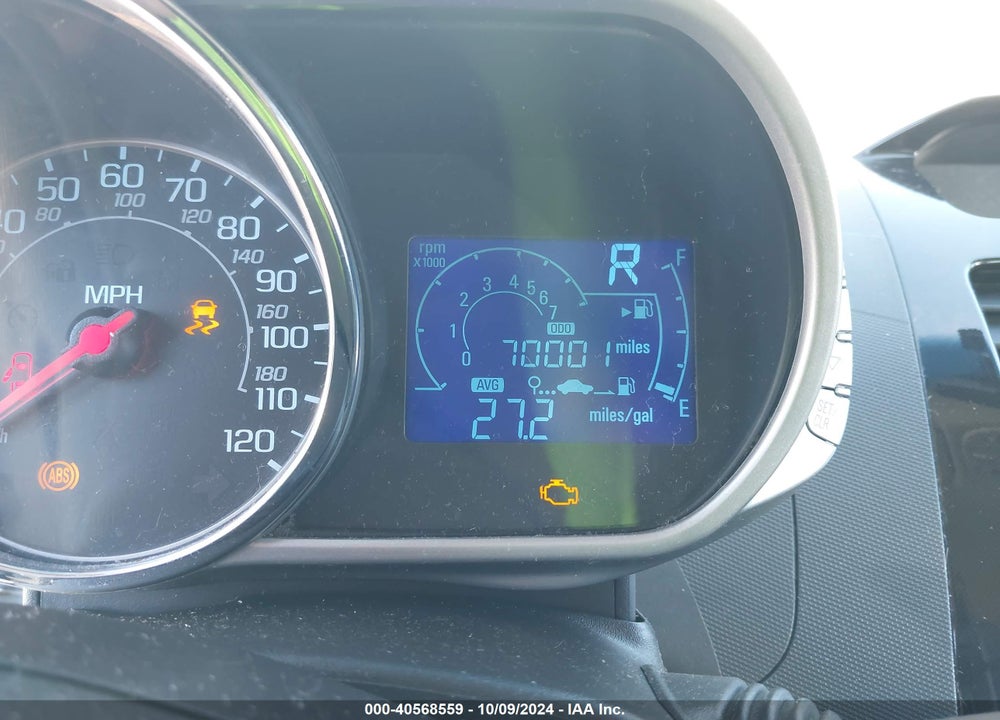 2014 CHEVROLET SPARK 1LT AUTO VIN: KL8CD6S99EC586177