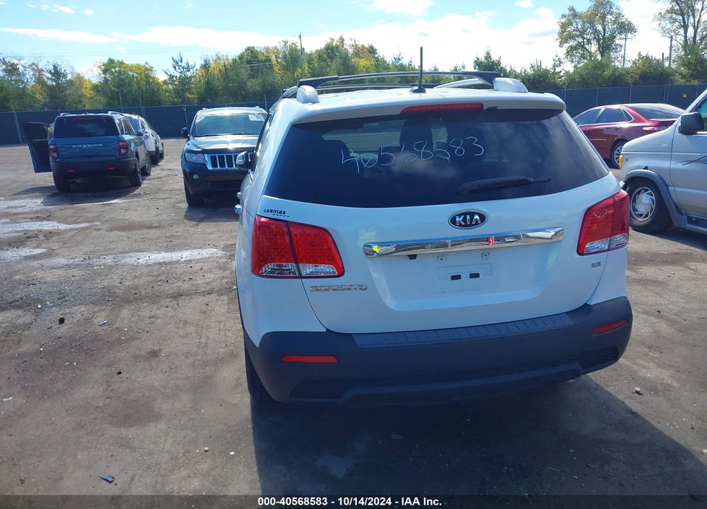 2013 KIA SORENTO EX VIN: 5XYKU3A66DG333871