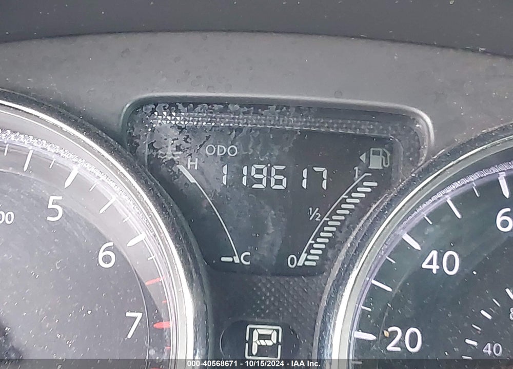 2019 NISSAN VERSA 1.6 SV VIN: 3N1CN7AP3KL817426