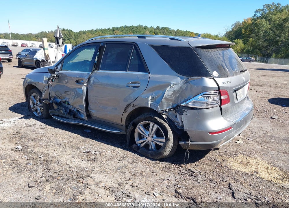 2015 MERCEDES-BENZ ML 350 4MATIC VIN: 4JGDA5HBXFA468009